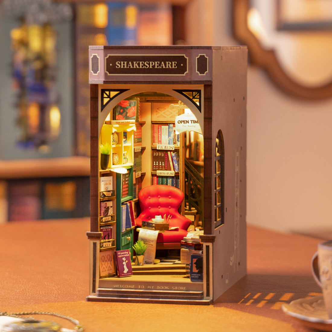 Rolife Bookstore DIY Book Nook Kit TGB07