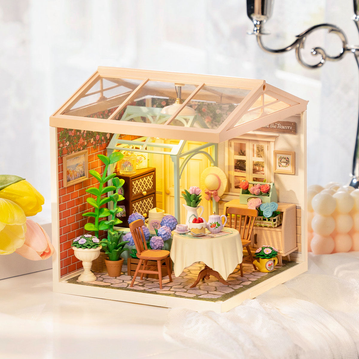 Rolife Blooming Tea Garden DIY Miniature House DW013B