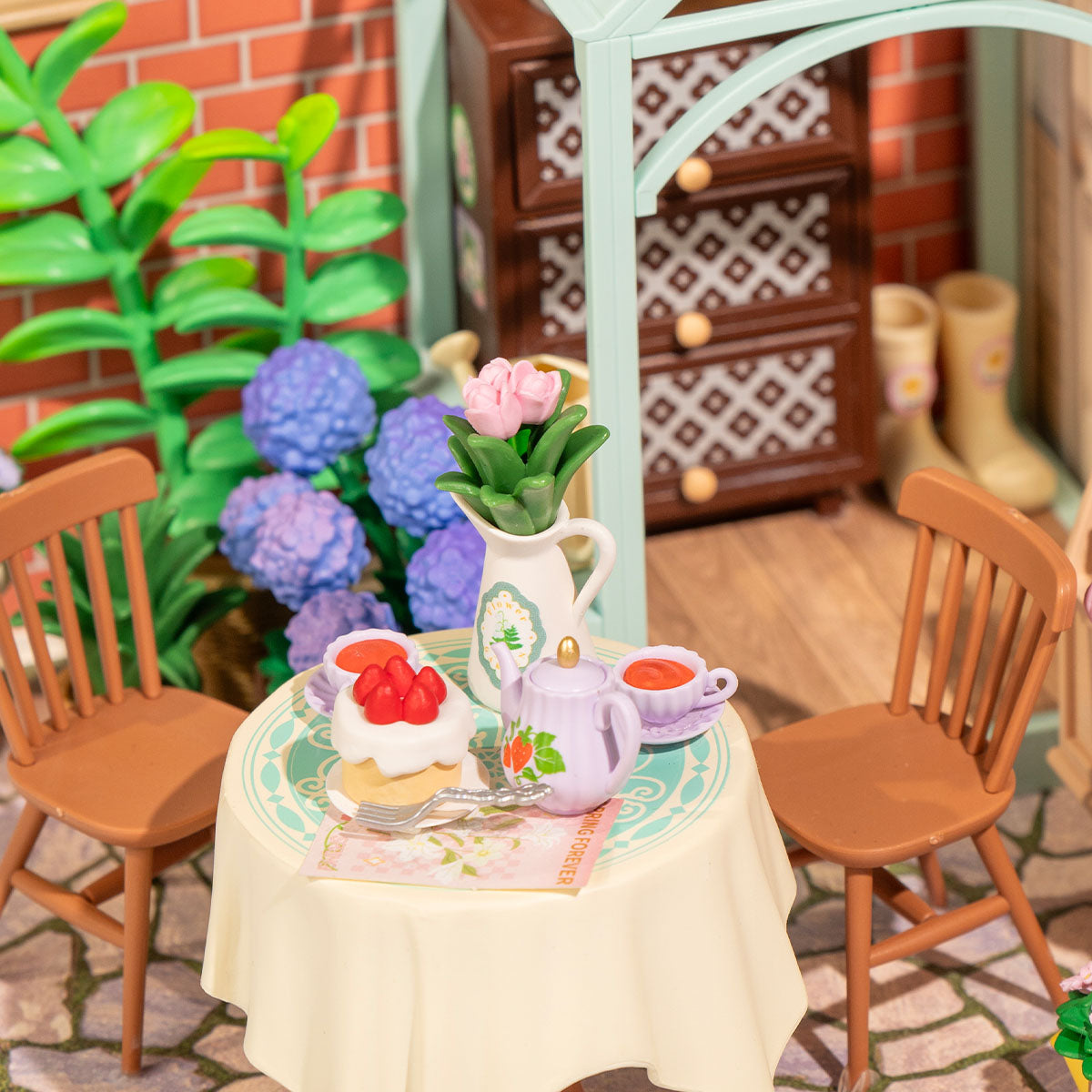 Rolife Blooming Tea Garden DIY Miniature House DW013B