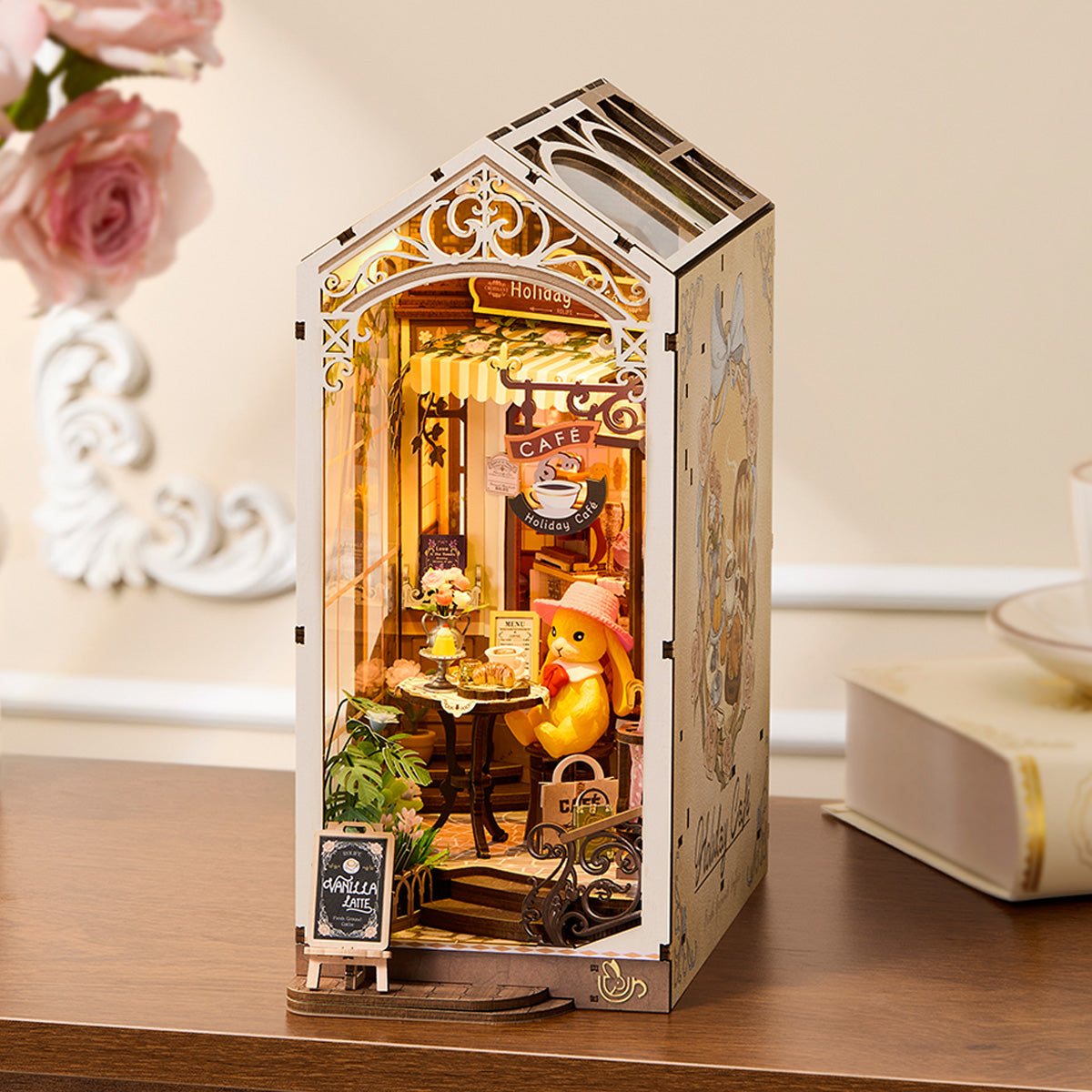 Rolife Holiday Cafe DIY Book Nook Kit TGB15