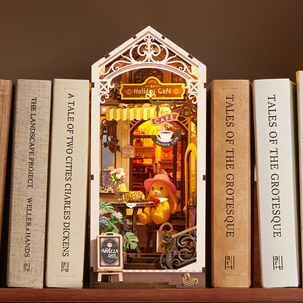 Rolife Holiday Cafe DIY Book Nook Kit TGB15