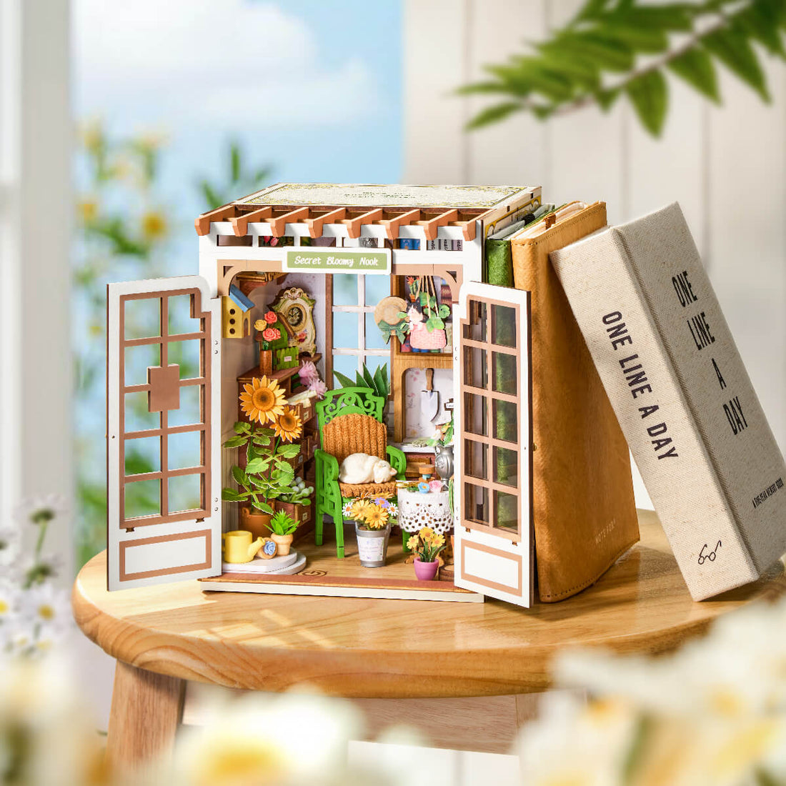 Rolife Secret Bloomy Nook DIY Book Nook TGE04