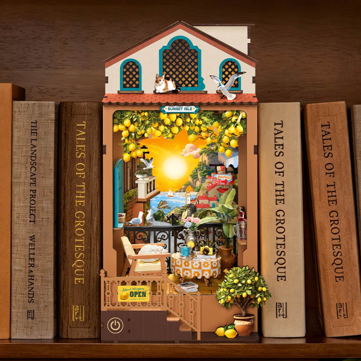 Rolife Sunset Isle DIY Book Nook TGB18